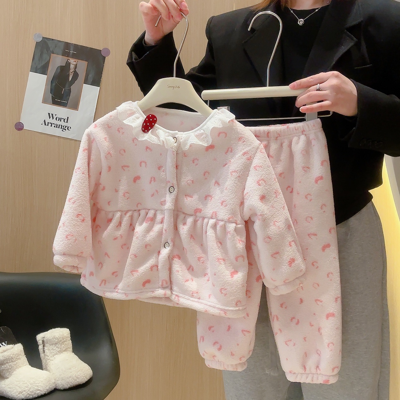 2026 New Baby Girl Autumn Wint - огляд і ціна Baby Clothing Bundles
